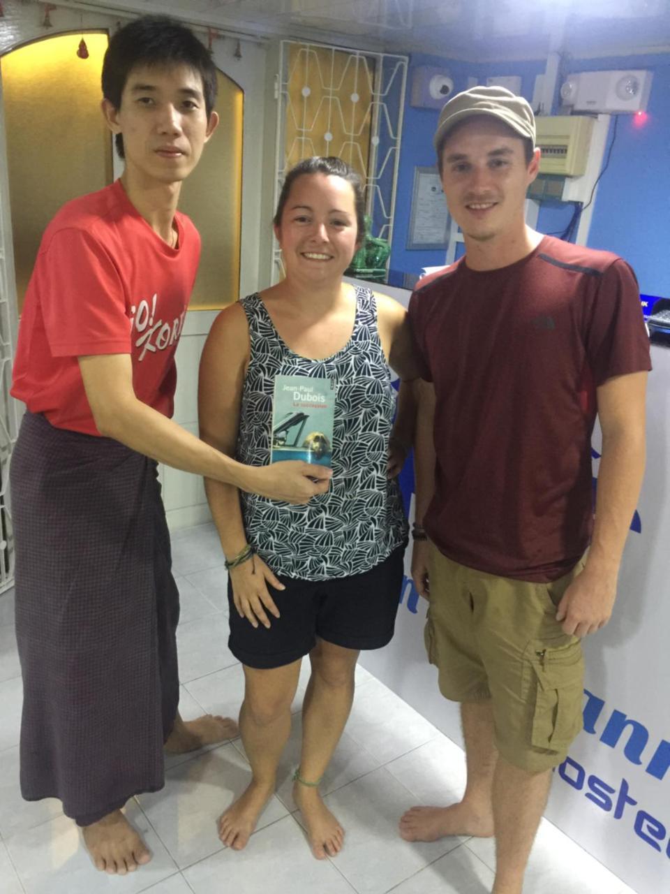 Htinn Yue Tann Hostel Yangon Bagian luar foto