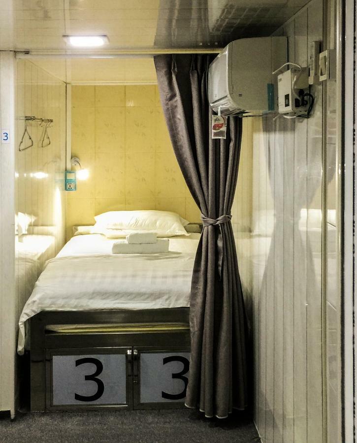 Htinn Yue Tann Hostel Yangon Bagian luar foto